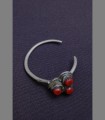 1027 - Antico bracciale tibetano, argento, corallo fossile,  18th secolo, Tibet