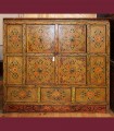 1206 - Antico mobile nobiliare tibetano, misure cm L136 x A130 x P52